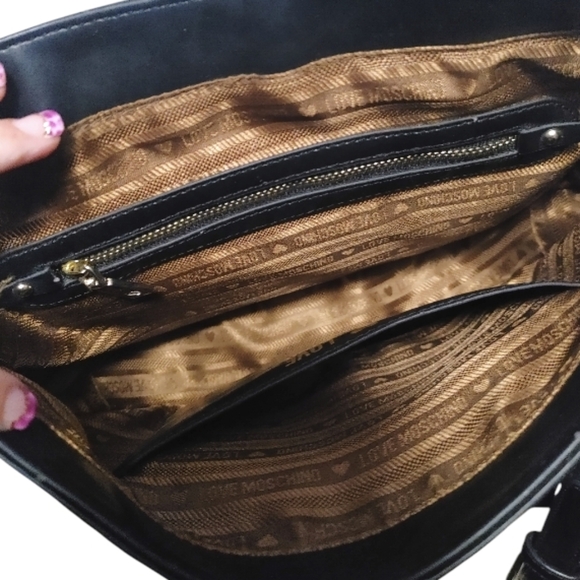 Love Moschino Black Leather Rose Tattoo Style Crossbody Saddle Bag Handbag Purse - Picture 6 of 7